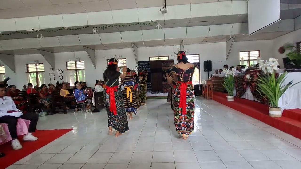 Persembahan Tarian Pemuda JBO