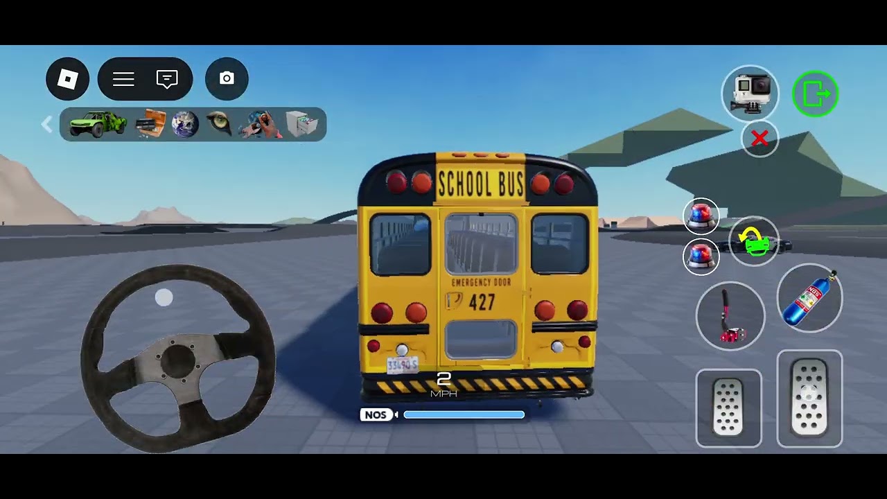Je teste un jeux de voiture sur roblox