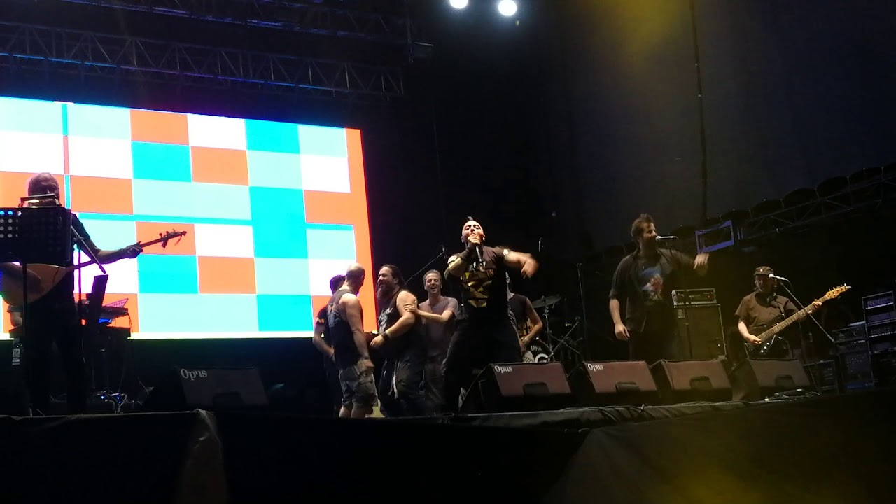 Moğollar - Dinleyiverin Gari "Hayko Cepkin Ve Grubunun Eşliğinde" (Zeytinli Rock Festivali 2018)