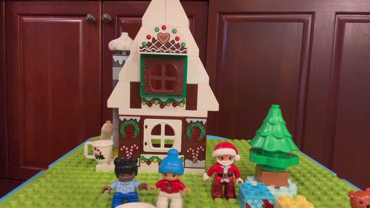 Build Holiday Magic: LEGO DUPLO Santa's Gingerbread House for Little Hands!