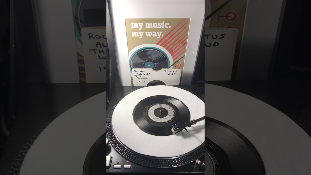 Status Quo - Rockin’ All Over The World ( Vinyl 45 ) From 1977 .