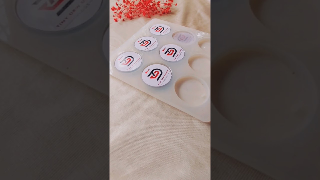 Customized Resin Logo Keychain                #reel #shortvideo #handmade #resin #resinartgallery