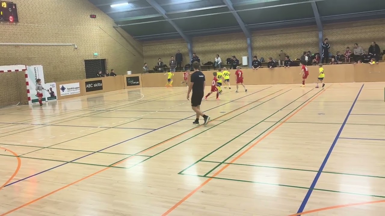 FINALE | U8 drenge B (Bording Hallen 9.30): HOG/GUI Gul - HOG/GUI Rød