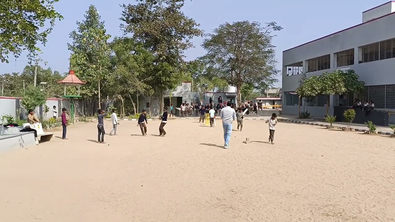 🏏🏀Cricket ni moj. પ્રાથમિક શાળા માં ક્રિકેટ ની મોજ🏏🏏🏏#cricket #kohali #sachintendulkar #schoollife 