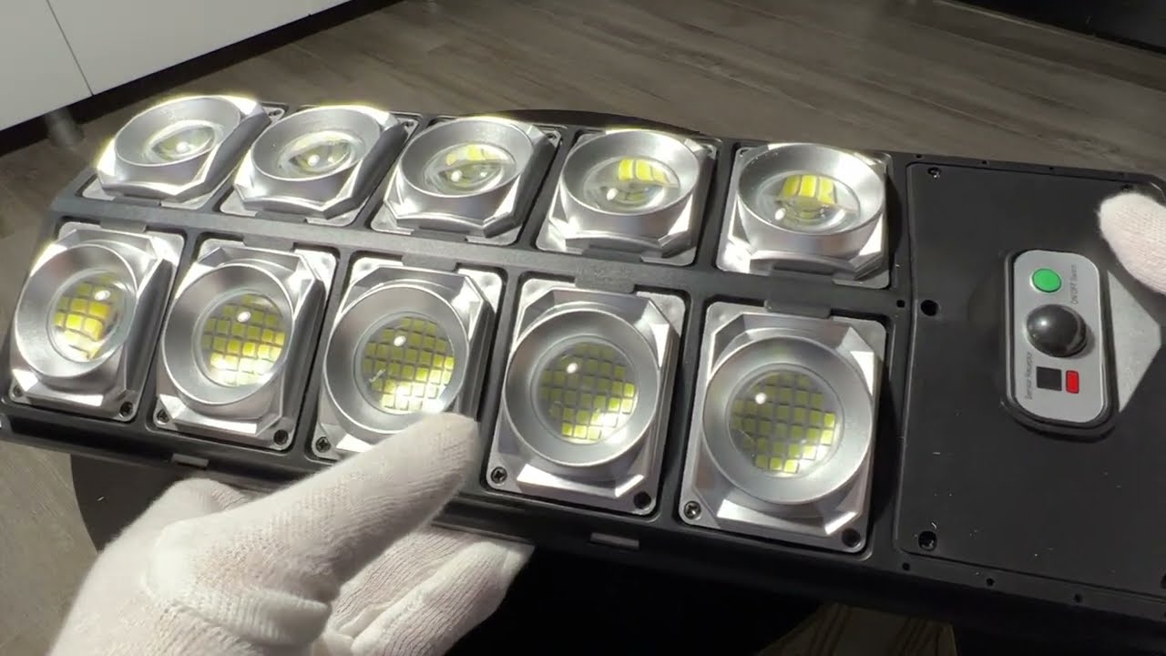 Lampa solara stradala 60W cu senzor de miscare si telecomanda