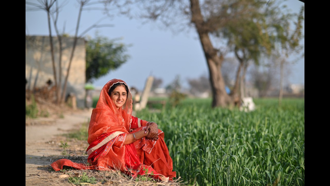 LAKHVIR KAUR  SONG ll GILL PHOTOGRAPHY II LEHRA DHUR KOT