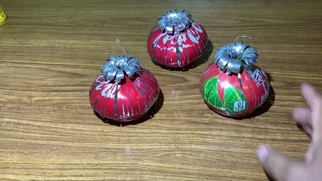 Esferas o flores con botes de aluminio