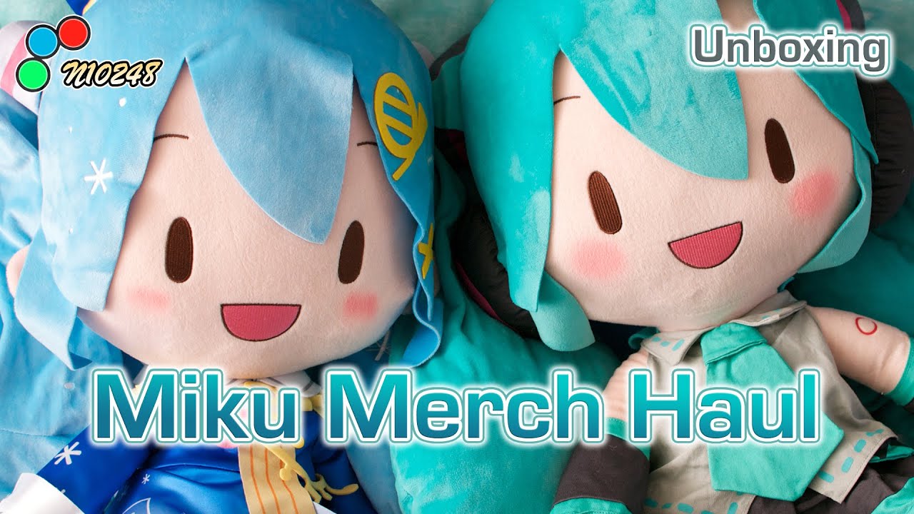 Latest Hatsune Miku Merch Haul Unboxing - Jumbo Plushies, Cushion & Blanket