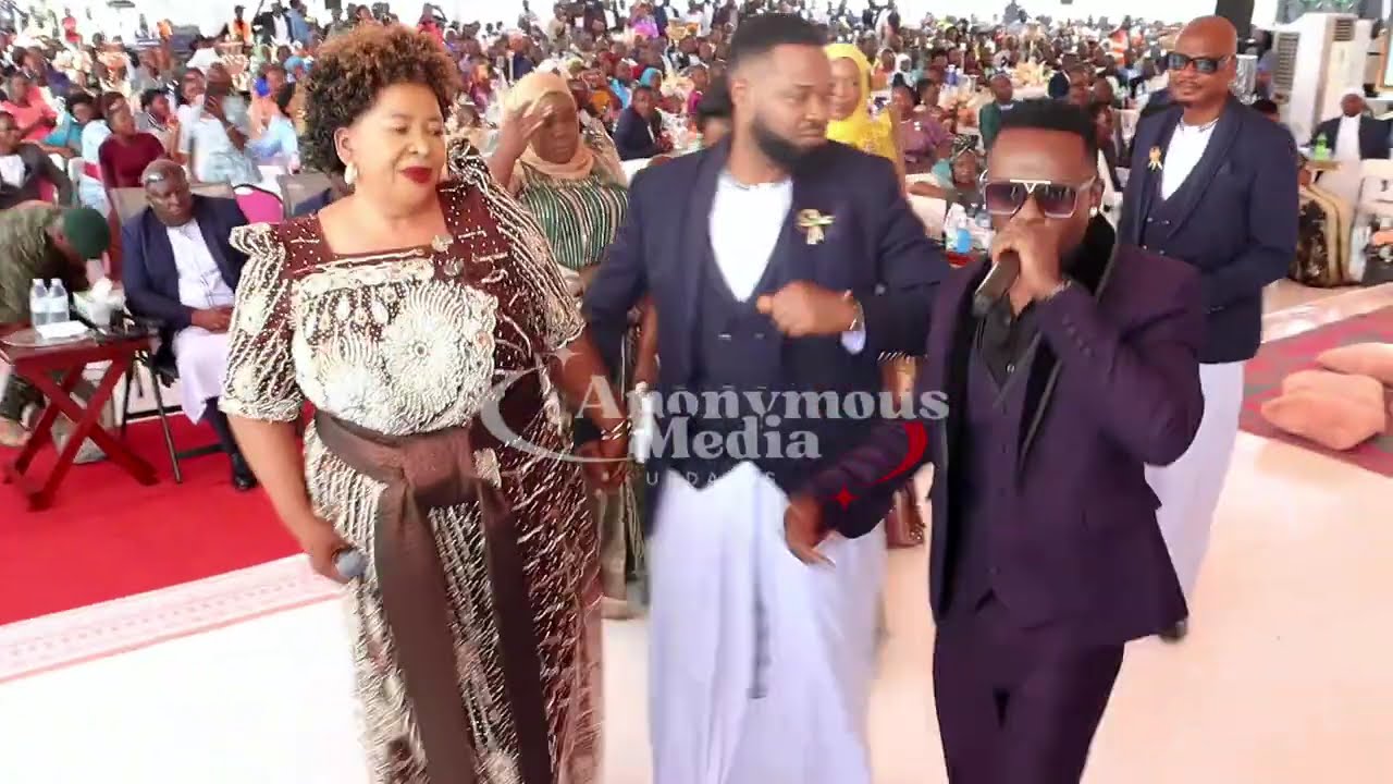 Okwanjula kwa Daddy Andre ne Slyvia Suubi e Busia Nina Roz gakaaba gakomba 