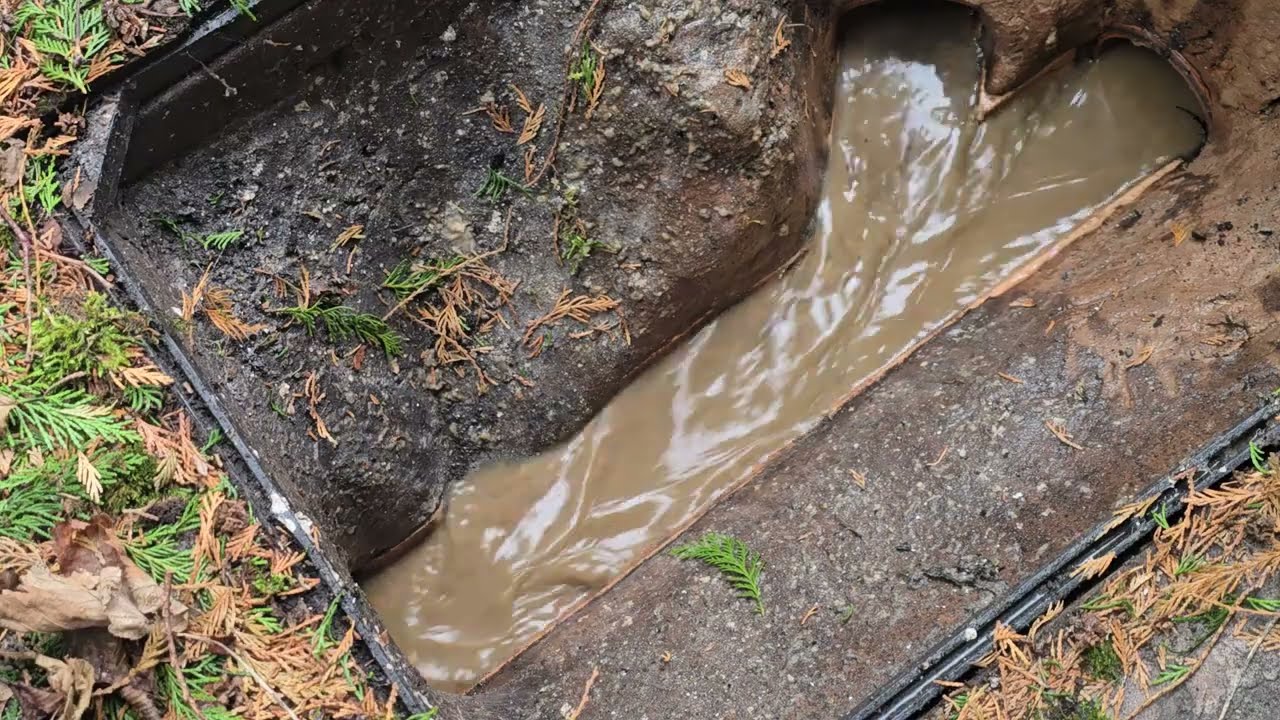 A VERY Slow Manhole Unblock Part 2!