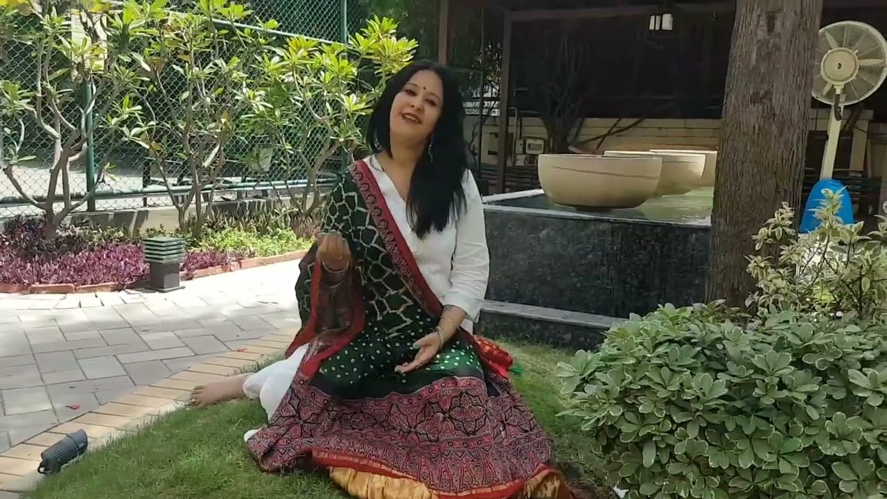 नैहर से केहू नाहीं अइले हो रामा बीतले फागुनवा.. by Shilpi Srivastava