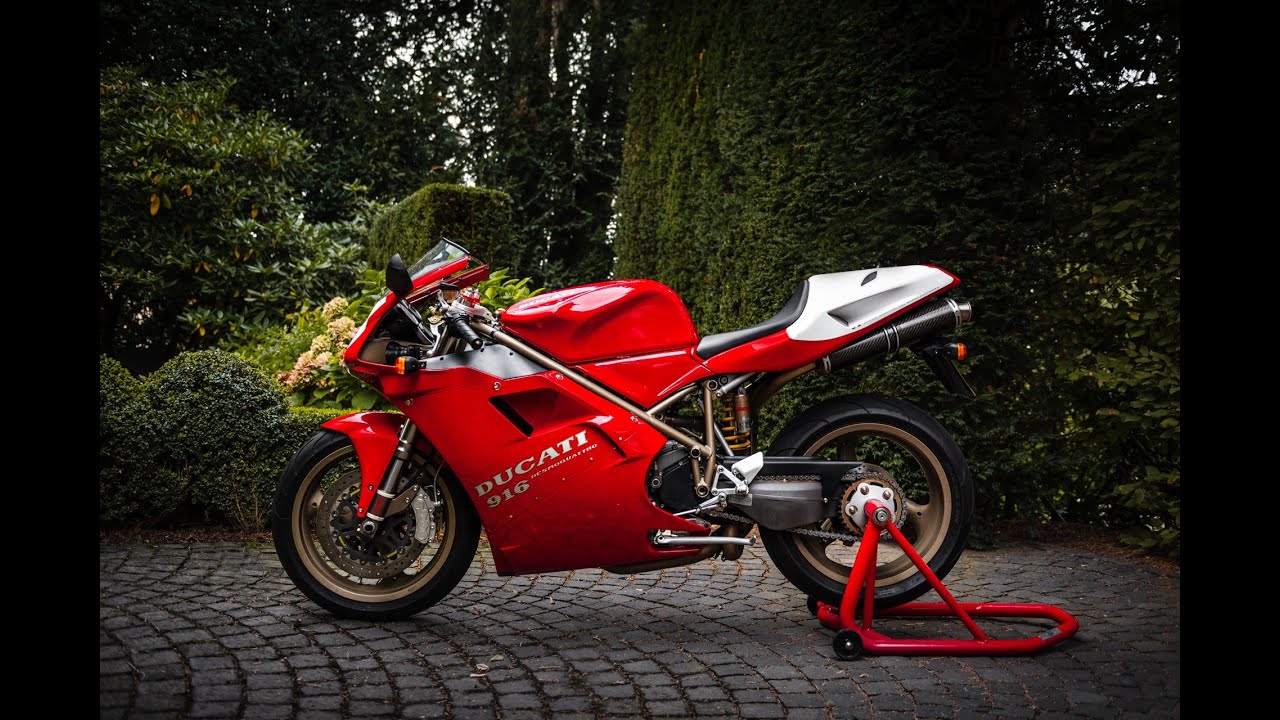 1994 Ducati 916 Desmoquattro - #Ducati #Desmoquattro #superbike #motorbike #bike