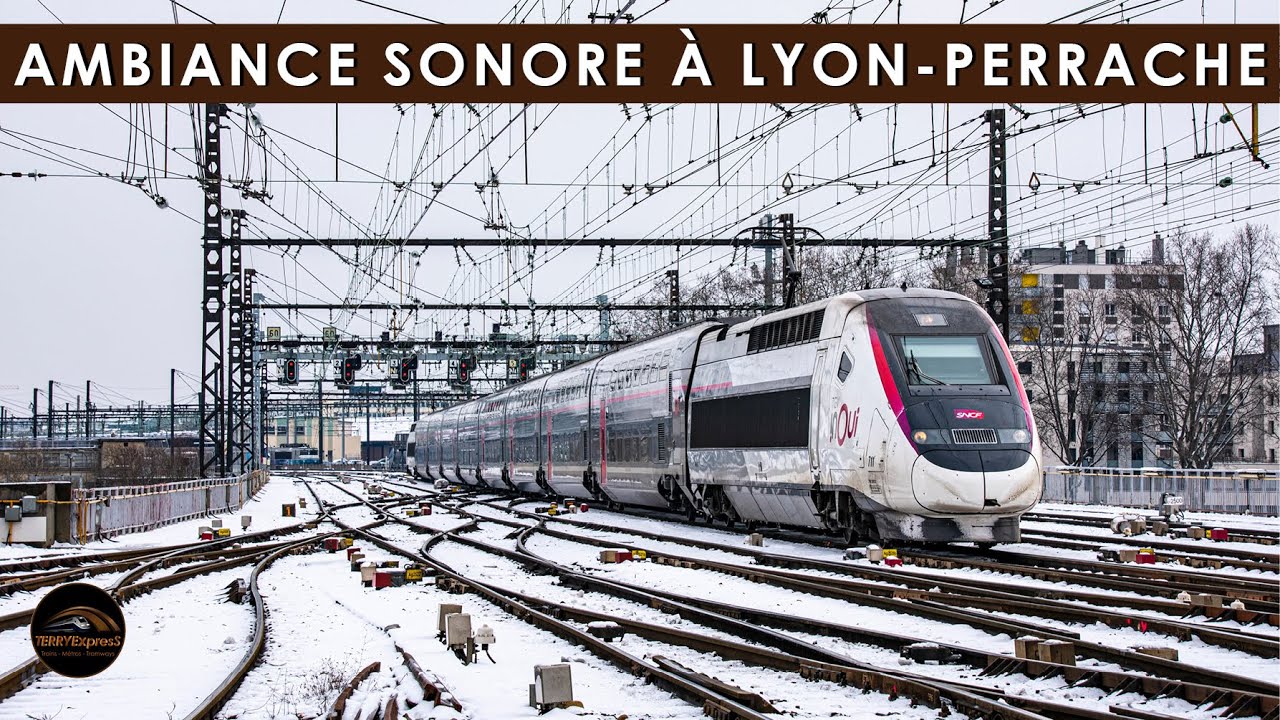 Ambiance sonore et enneigée à Lyon-Perrache avec quelques passages de Trains !