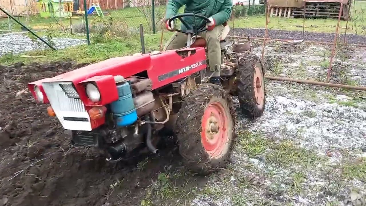 Malotraktor MT8 132.2 - Jesenná orba 2023