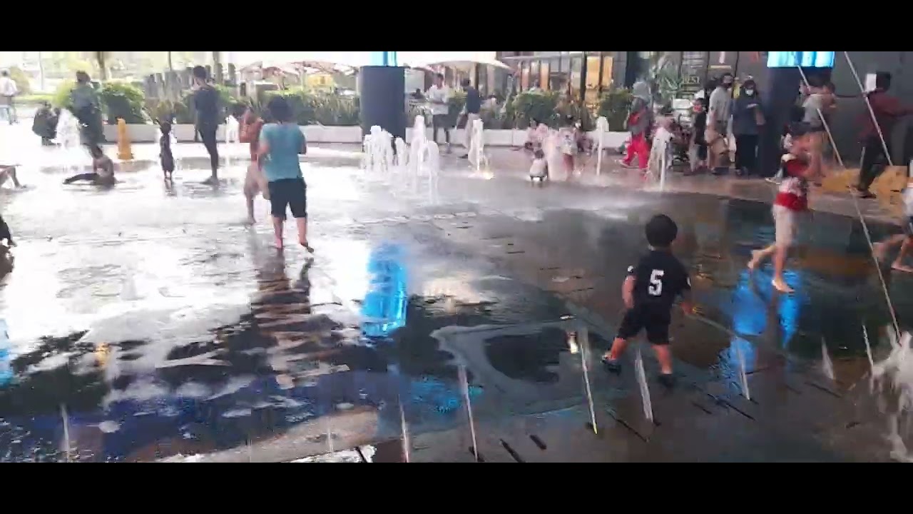 Fountain Show at ÆON Mall BSD City (6/11/2022, 5:00 PM)