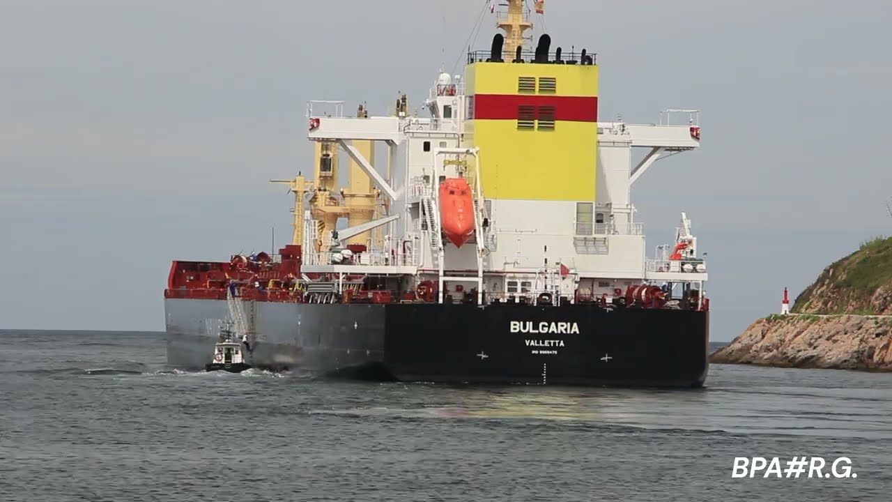 Granelero BULGARIA || Bulk Carrier || 190 x 32 x 10 metros || 19 Julio 2025