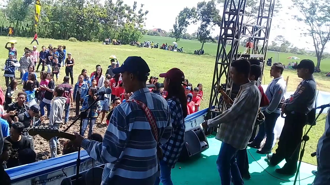 Jombol Reggaedut#Snoopy Famili cover sepanjang jalan kenangan substreet%%%#