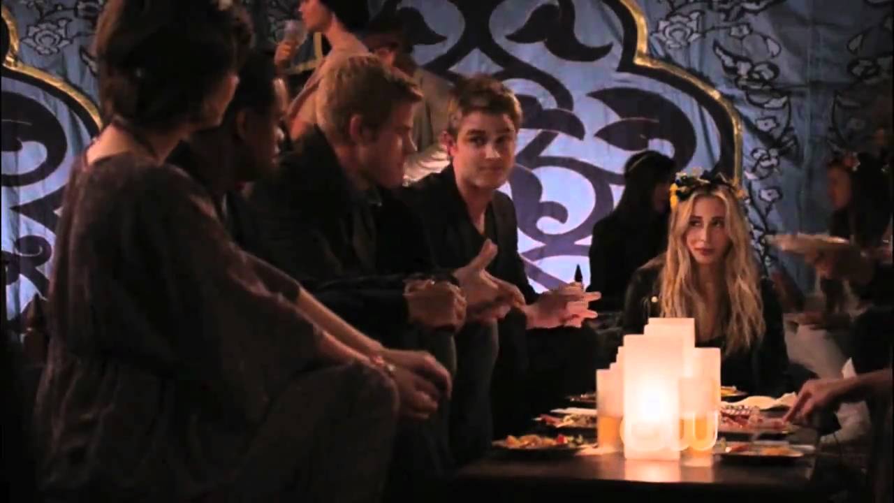 90210 - Teddy and Ian