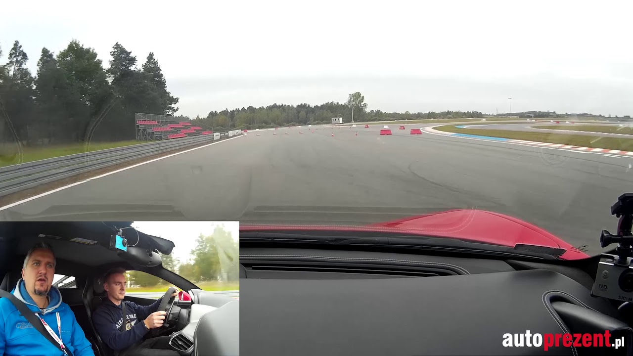 Autoprezent tor Jastrząb Ferrari 458 Italia