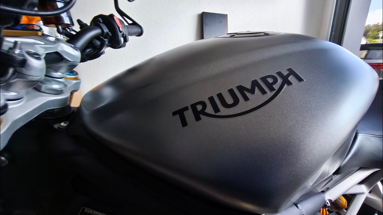 Triumph speed triple 1200 RS- duża inspekcja. Komplet opon,olej silnikowy i filtry +swiece zapłonowe