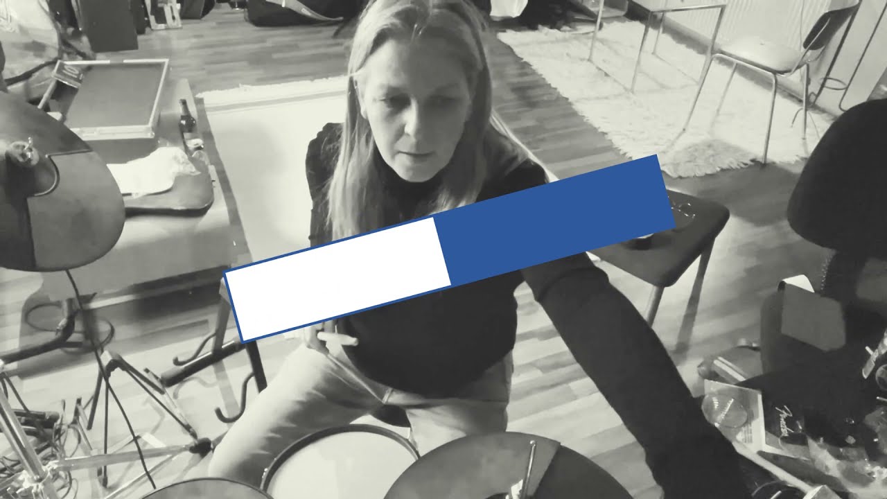 Hilsen + T MINUS from the album No Gravity.