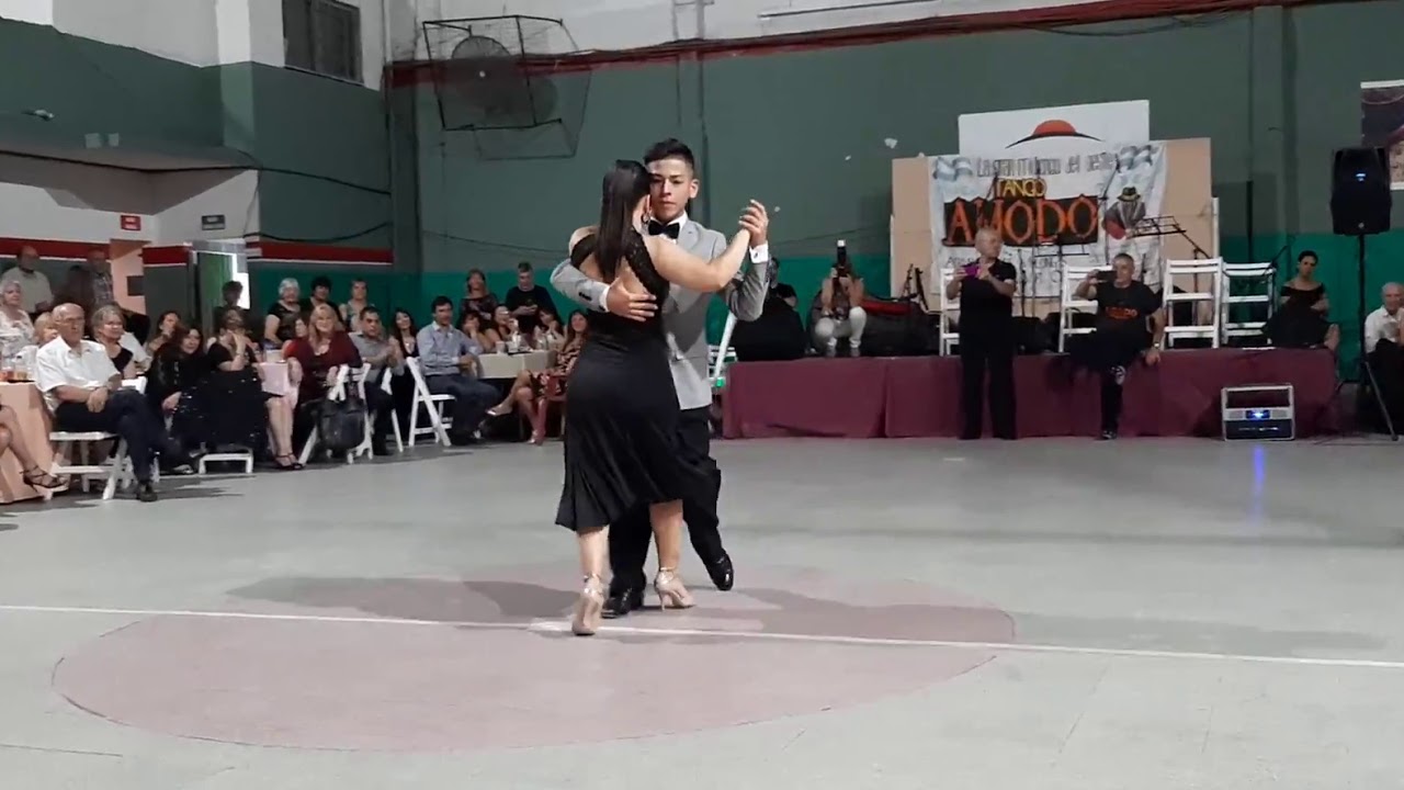 Gisela Curto y Lucio Galvan Milonga amodo 2T Juan d'arienzo (milonga del 83)