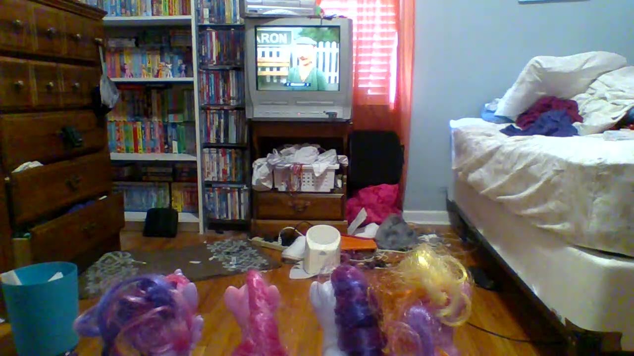 TwiPie and RariFlash REwatch Track Stars (10,000 Subscriber Special!!!) Part 1