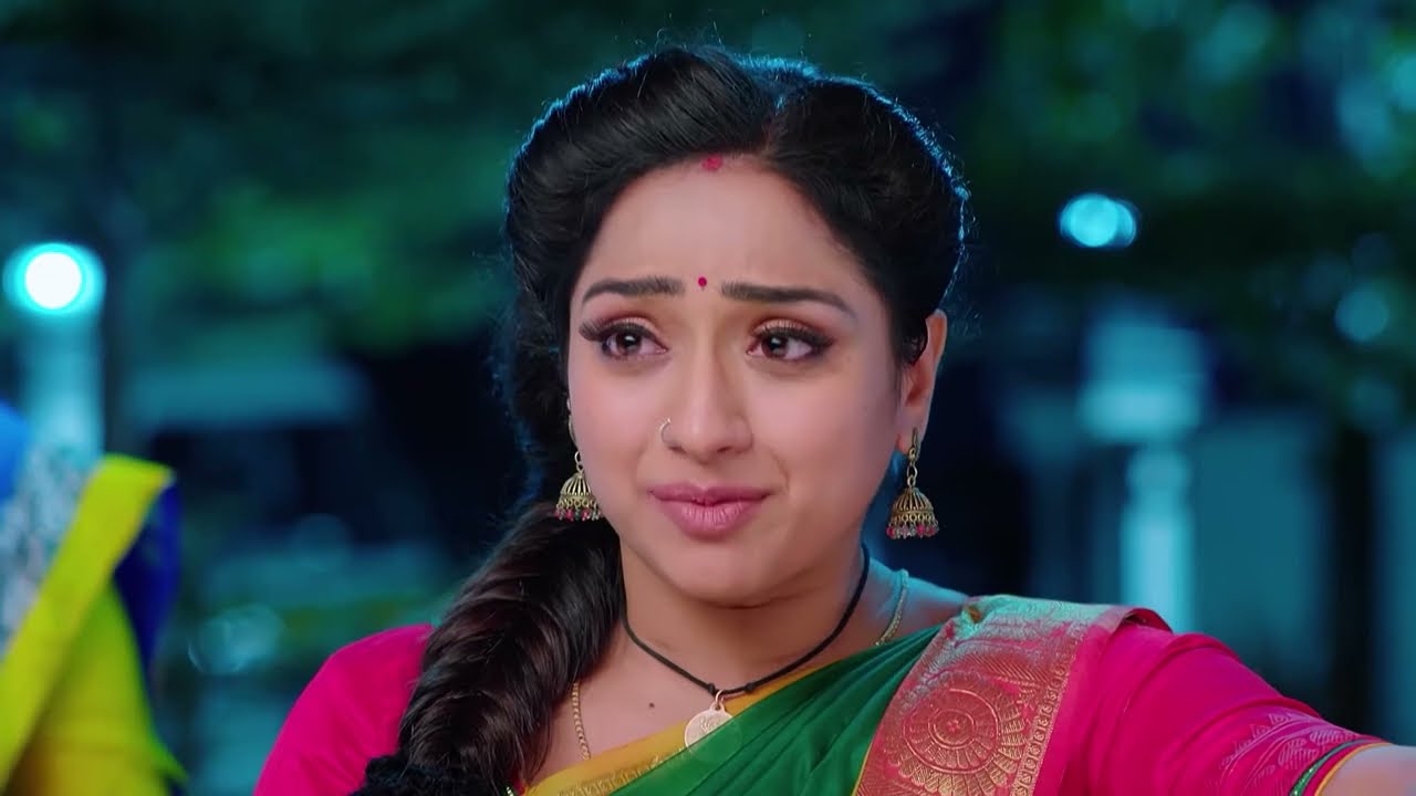 ಸುಮನಾ ಪೆಟ್ಟಿಗೆ ತೆರೆದಳು - Trinayani - Full Ep - 744 - Famous Family Drama - Zee Kannada