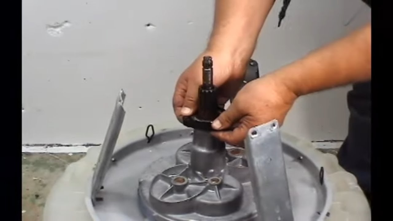 Performa Washing Machine Not Agitating The Clothes - The Transmission