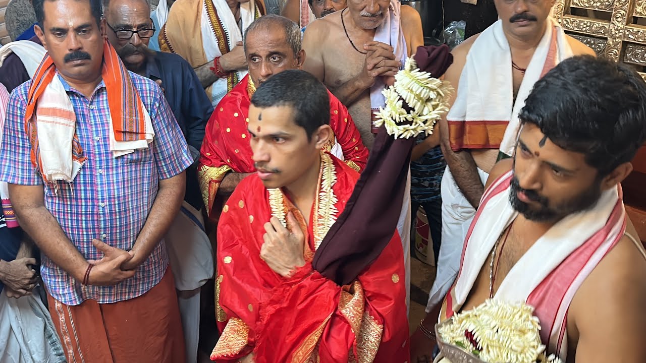 Srimad Vidyadhisha Thirtha Shreepad wader Swamiji Gokarn Partagali Math-Pura Pravesha & Ashirvachan