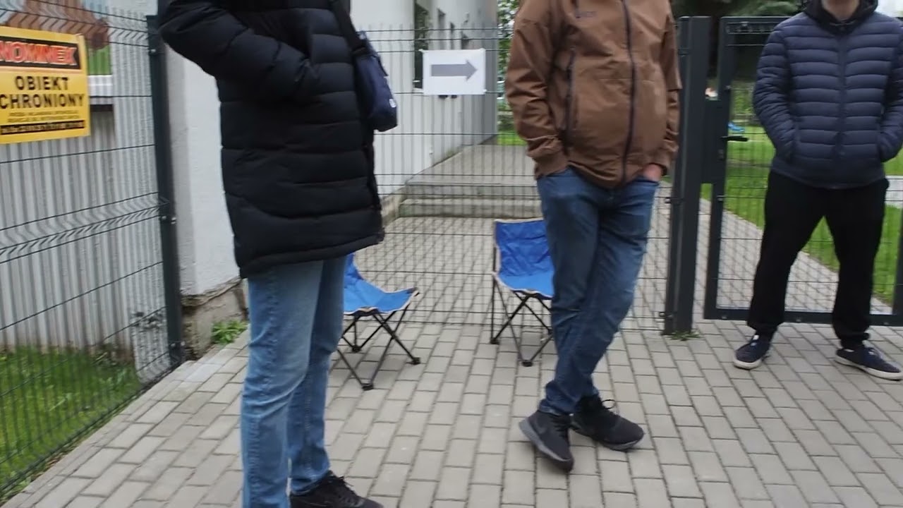 Kolejka aby zapisać dziecko do żłobka stoi już dzień wcześniej