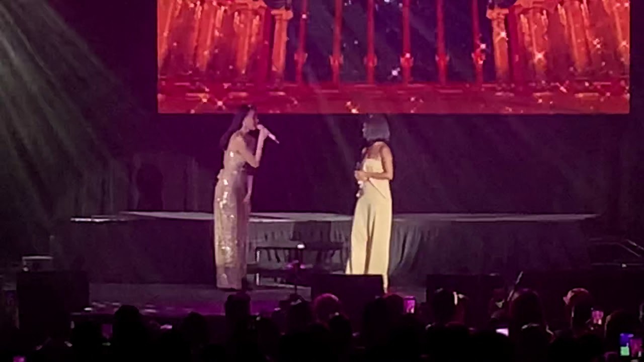 Anne Curtis And Katrina Velarde duet during AnneKulit Concert 2019 - Calgary