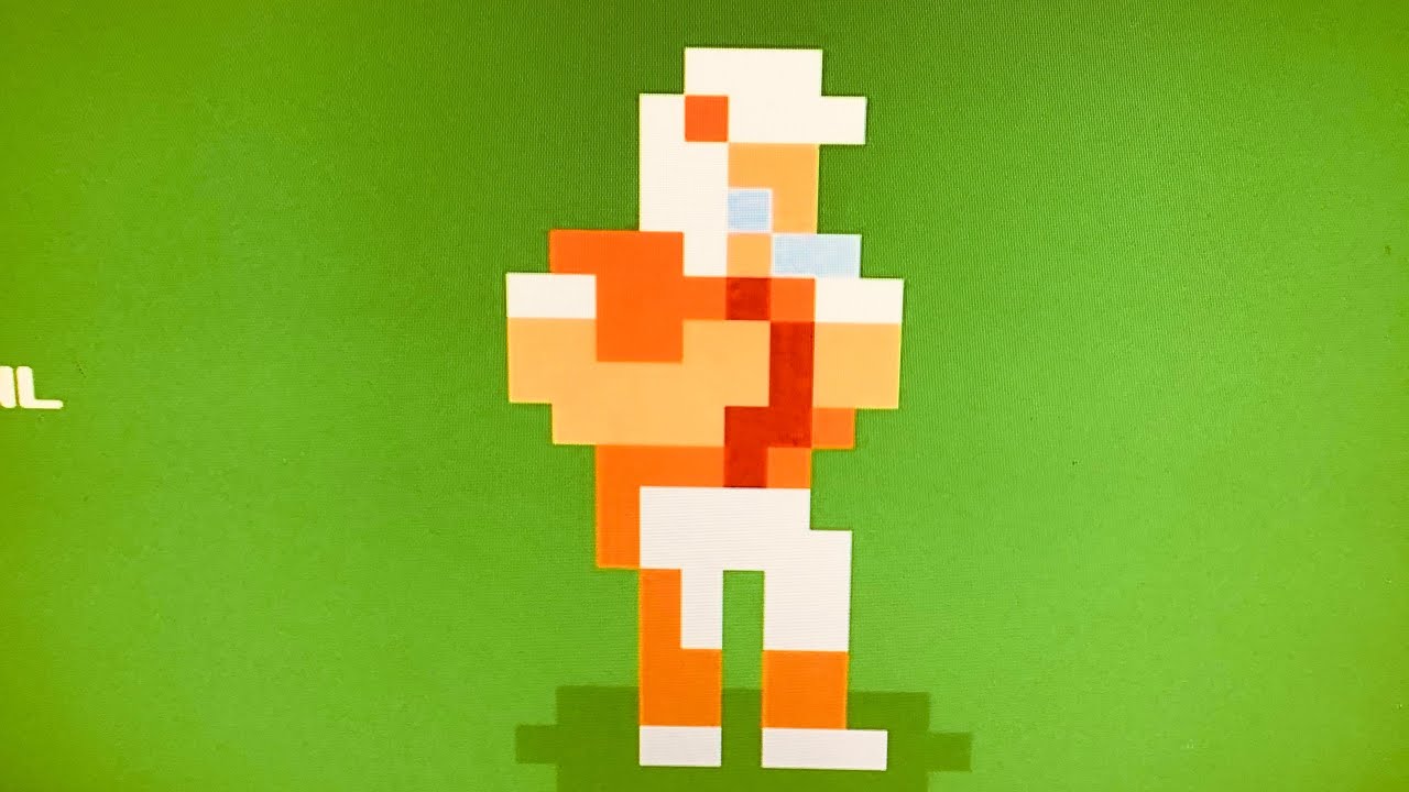 Playing Retro bowl but with NFL players