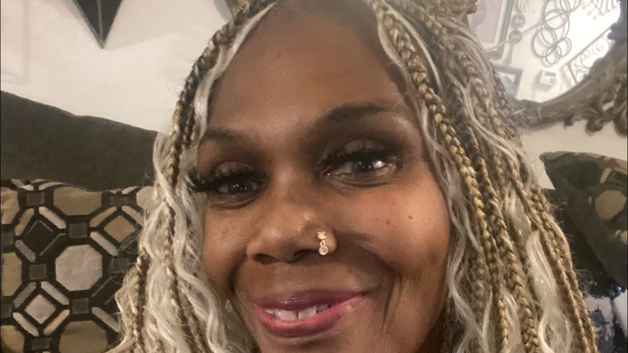 Loretta Brown is live! Come see