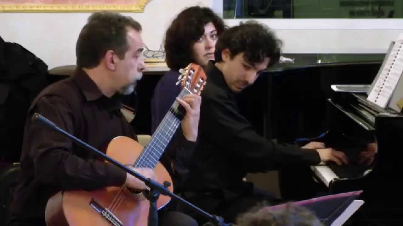 Giuliani: Concerto op  30, 2&deg; Mov    Roberto Vallini, chitarra; Enzo Oliva, piano