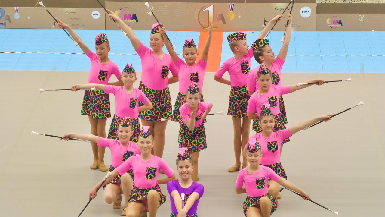 Majorettes *CARMEN Jaroměř* / BATON podio , Mažoretky / Hradec Kralove 2025 |