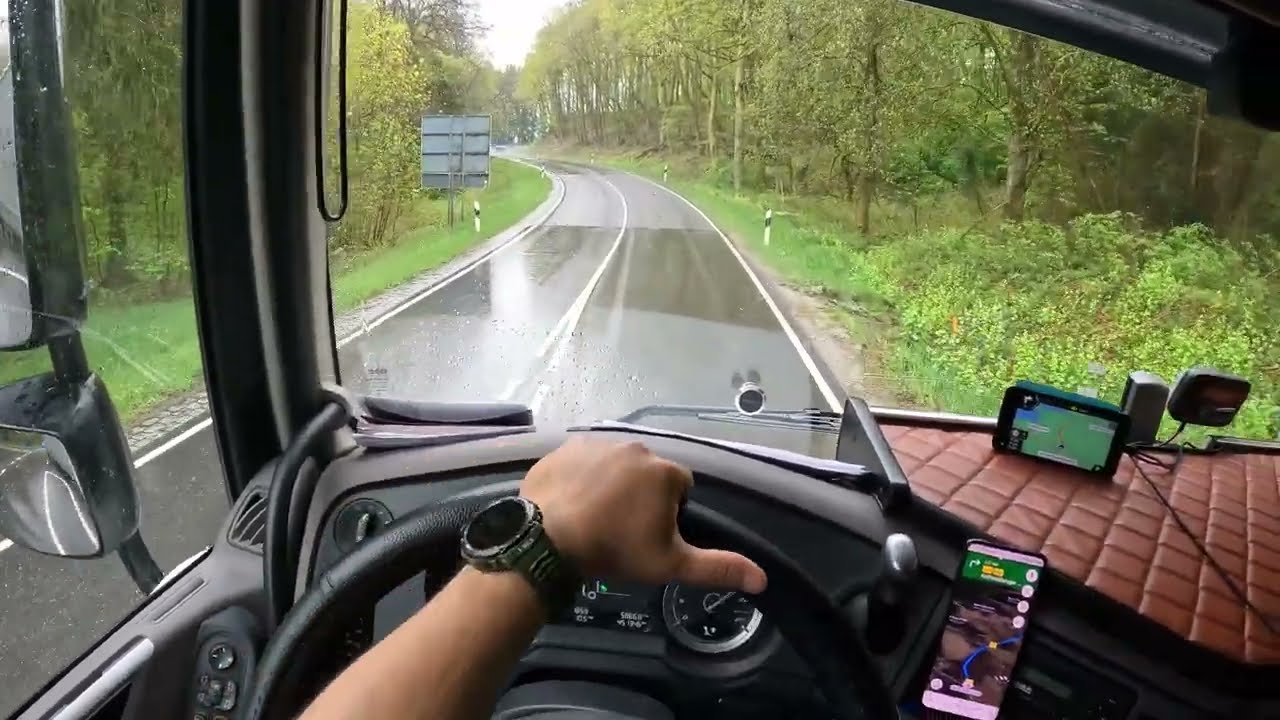 POV Drive DAF XF. RAIN VS SLIPPY ROAD 😎🇩🇪.Cockpit View.