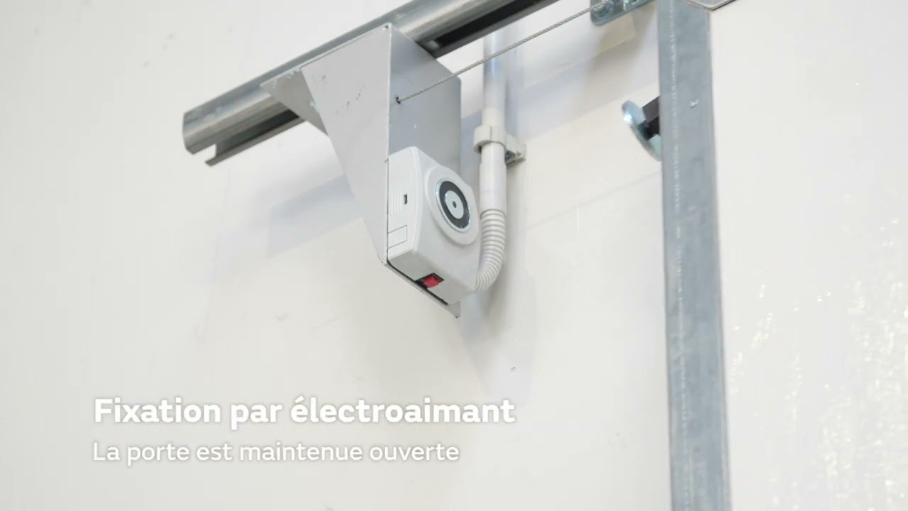 Porte coulissante industrielle coupe-feu