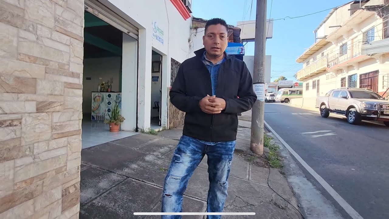 Estos son los resultados para la operación  de la vista de una salvadoreña  en El Salvador 