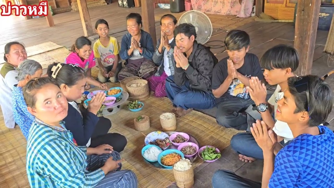 สะออนไข่มดแดง.