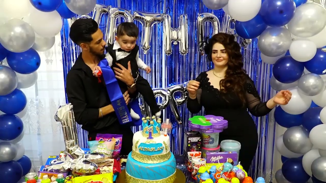 Muhamed Pasa Nin 1Ci Yasgunu Kutlamasi 2026 4K Dortmund