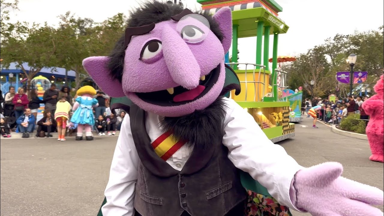 Sesame Street Party Parade at SeaWorld Orlando FULL PARADE 2023 with Character Street Dancing