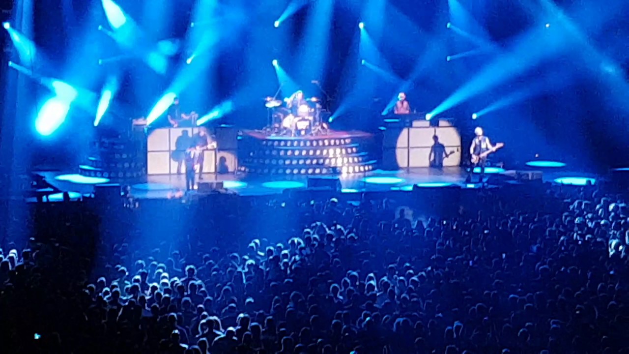 Green Day Live in Munich 2017 - Still Breathing (Olympiahalle)