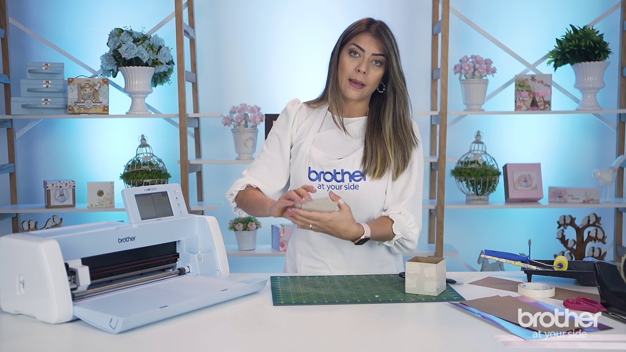 Minha ScanNCut: Caixa cartonada personalizada