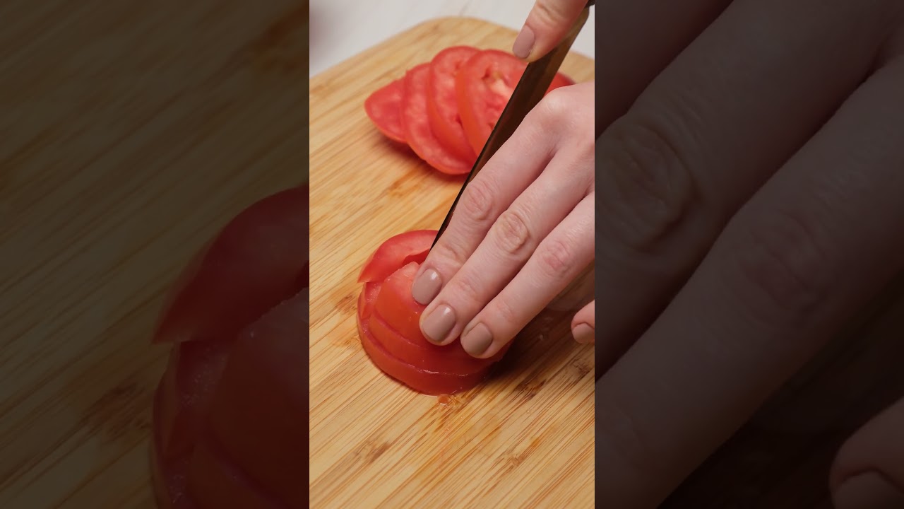 ¿Cómo cortar un tomate en cubos? 