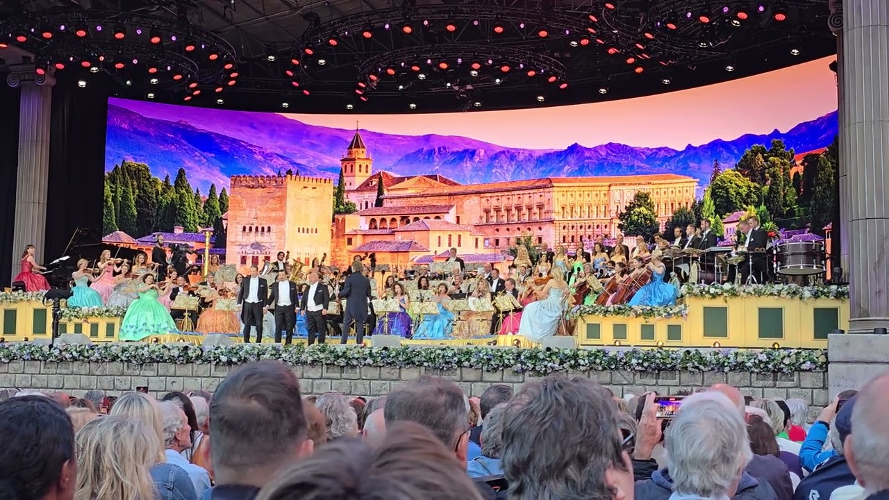 André Rieu & The Platin Tenors Live 2024 8K in Vrijthof - 4th July 2024 Maastricht, Netherlands