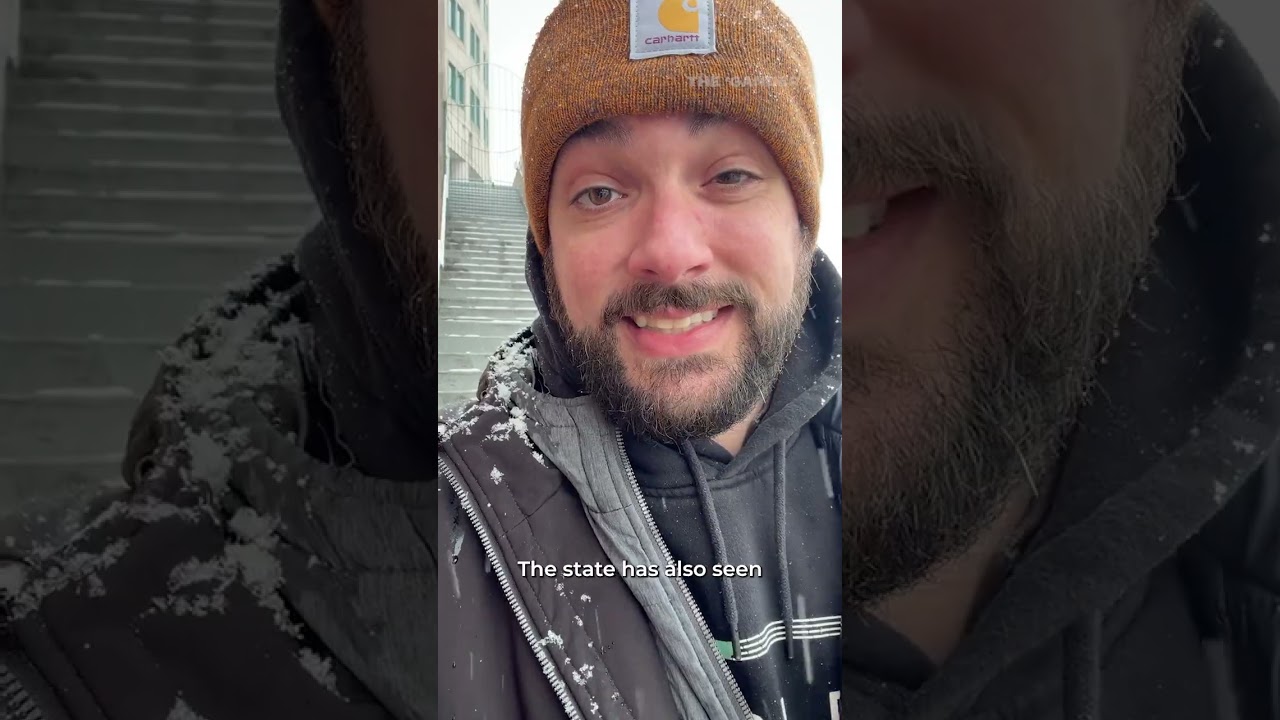 Trump touts jobs at Detroit Auto Show as layoffs mount