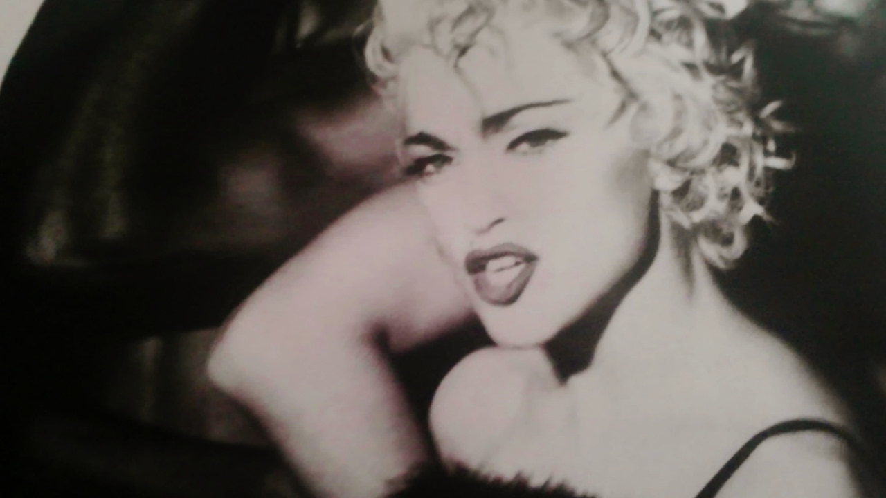 Madonna - Newsline - Report - In Bed With Madonna - Truth Or Dare - 1991