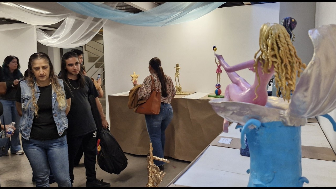 Inauguración de la exposición 'Bamboleando entre sueños'