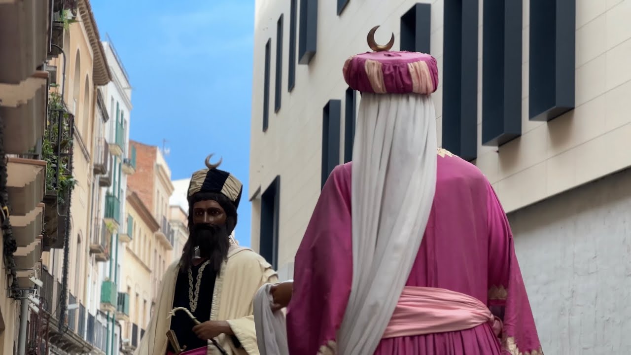 Cercavila del 25è aniversari del Ball de Cavallets de Reus